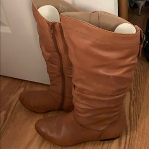 Aldo boots. Excellent condition.